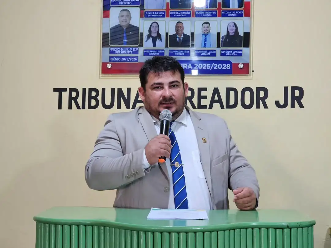 Foto 4 – 12ª sessão ordinária de 2025, com debates e aprovações de indicações.